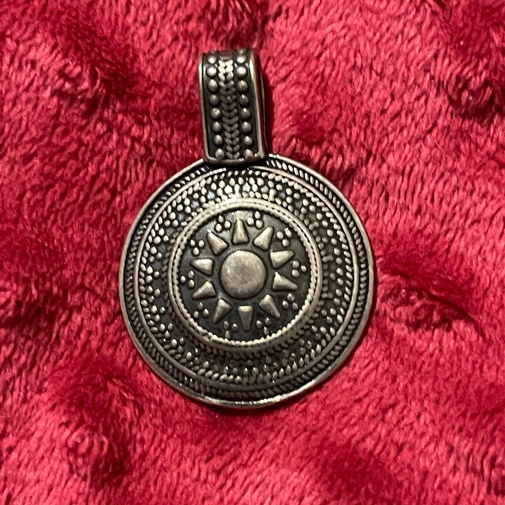 Silver open choker with bundle of charms